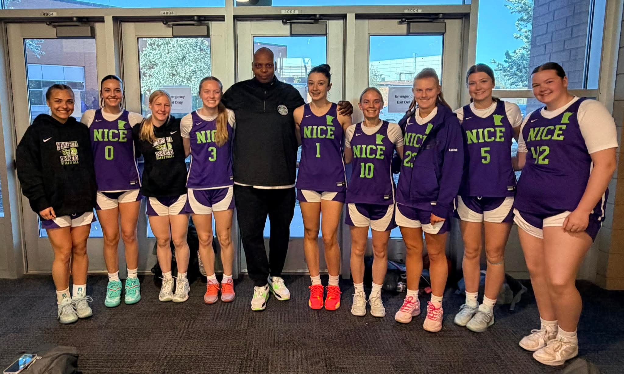 Minnesota Nice Basketball