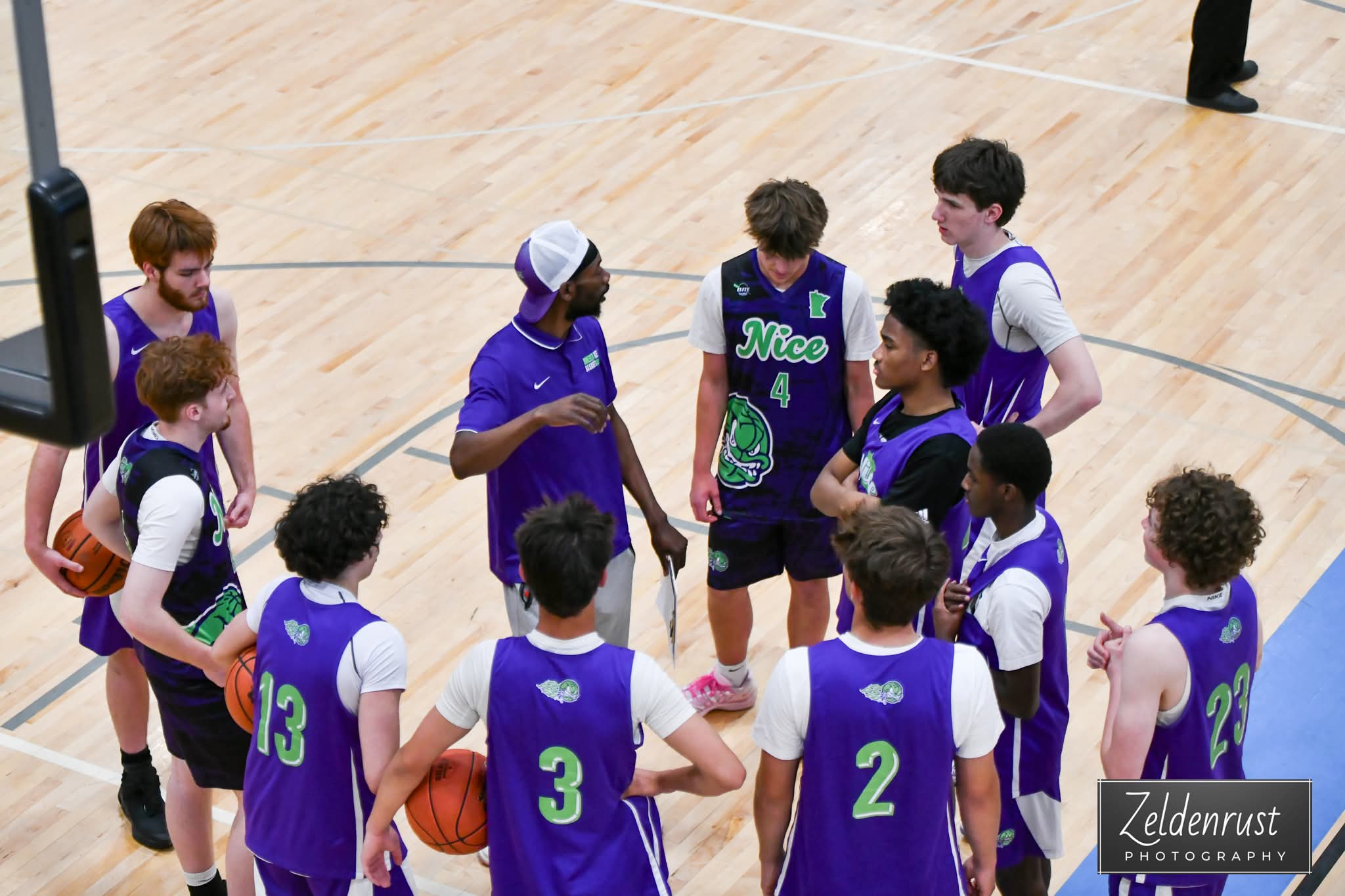 Minnesota Nice Basketball