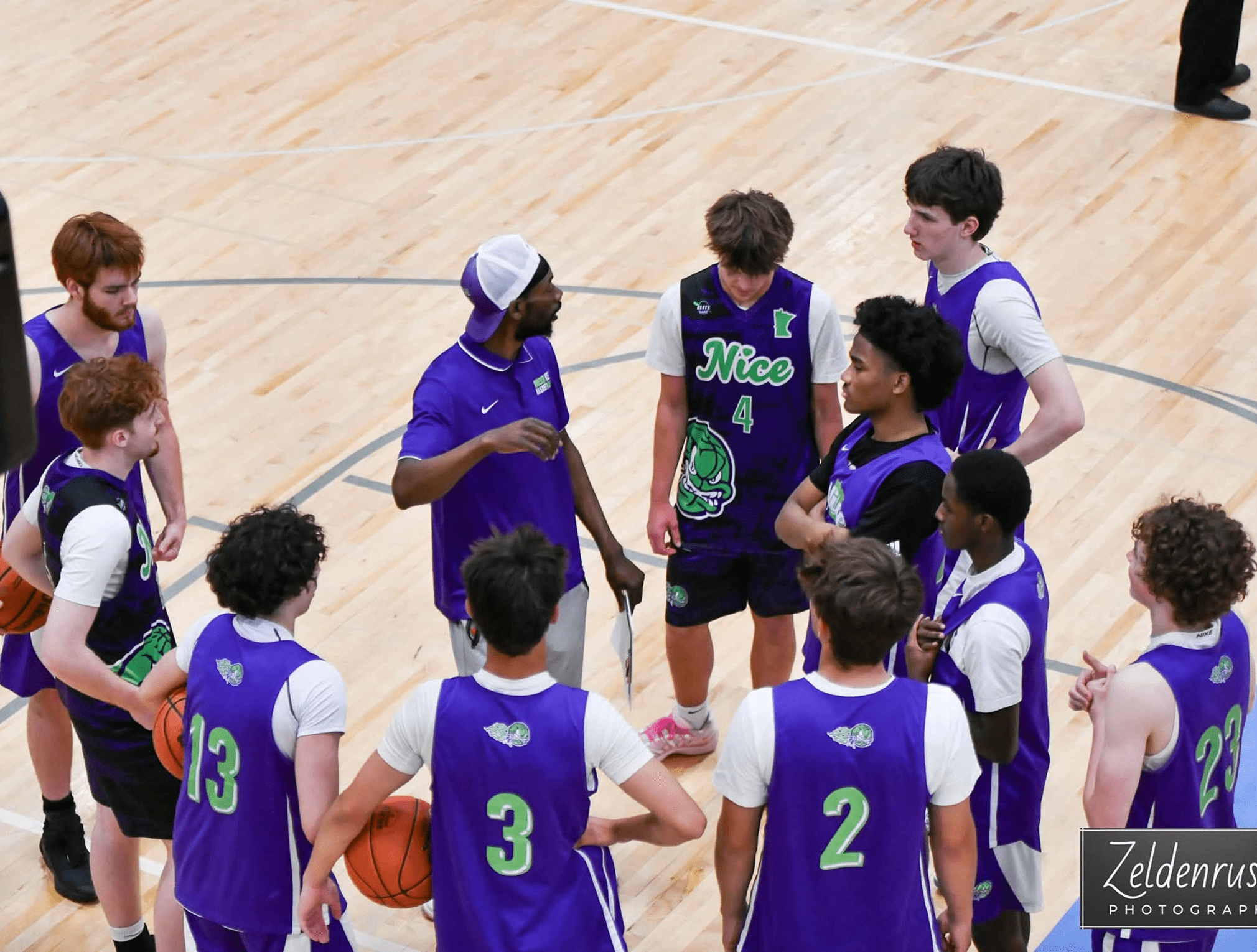 Minnesota Nice Basketball