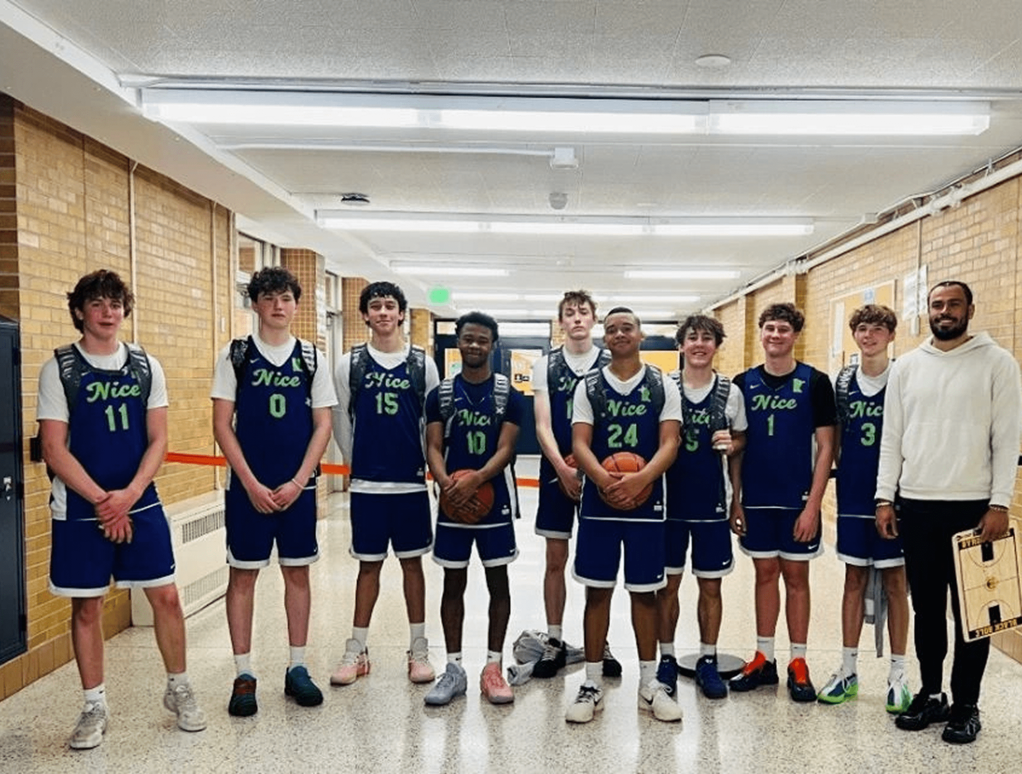 Minnesota Nice Basketball